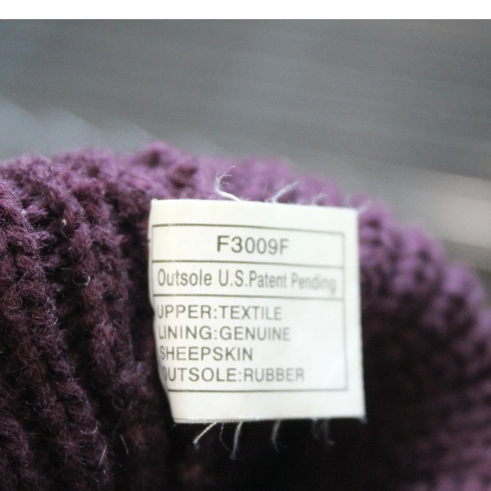 UGG Australia Argyle Knit Boots Burgundy Wine Rare Discontinued Style‎ Size 8